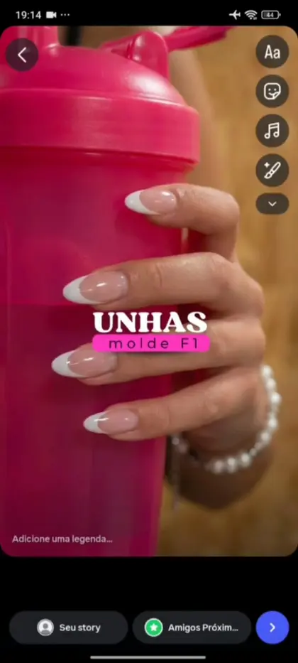 Assista à apresentação do Figurinhas Criativa